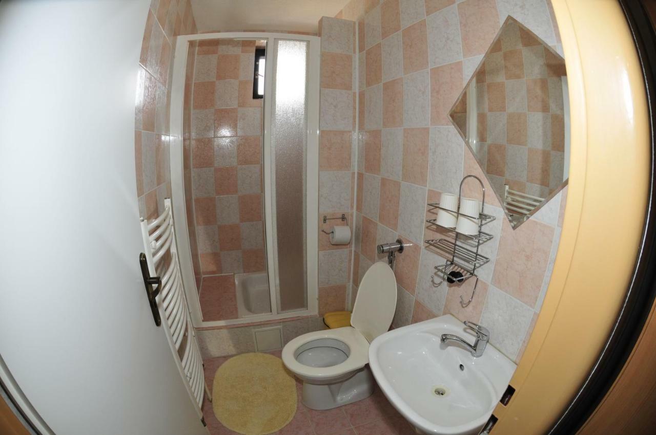 Penzion Vah Liptovska Teplicka Luaran gambar